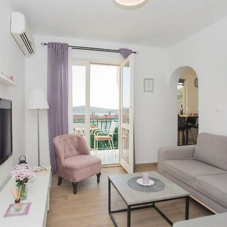 Dalma Residence Apartman Lavandella ซาบอริซ ภายนอก รูปภาพ